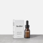 Medik8 Intelligent Retinol 3 TR - Przeciwstarzeniowe serum do twarzy z witaminą A 0,3% 15ml